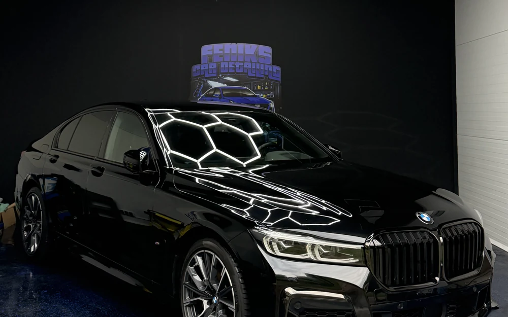 BMW Seria 7 Facelift w Feniks Car Detailing po korekcie lakieru i ceramice